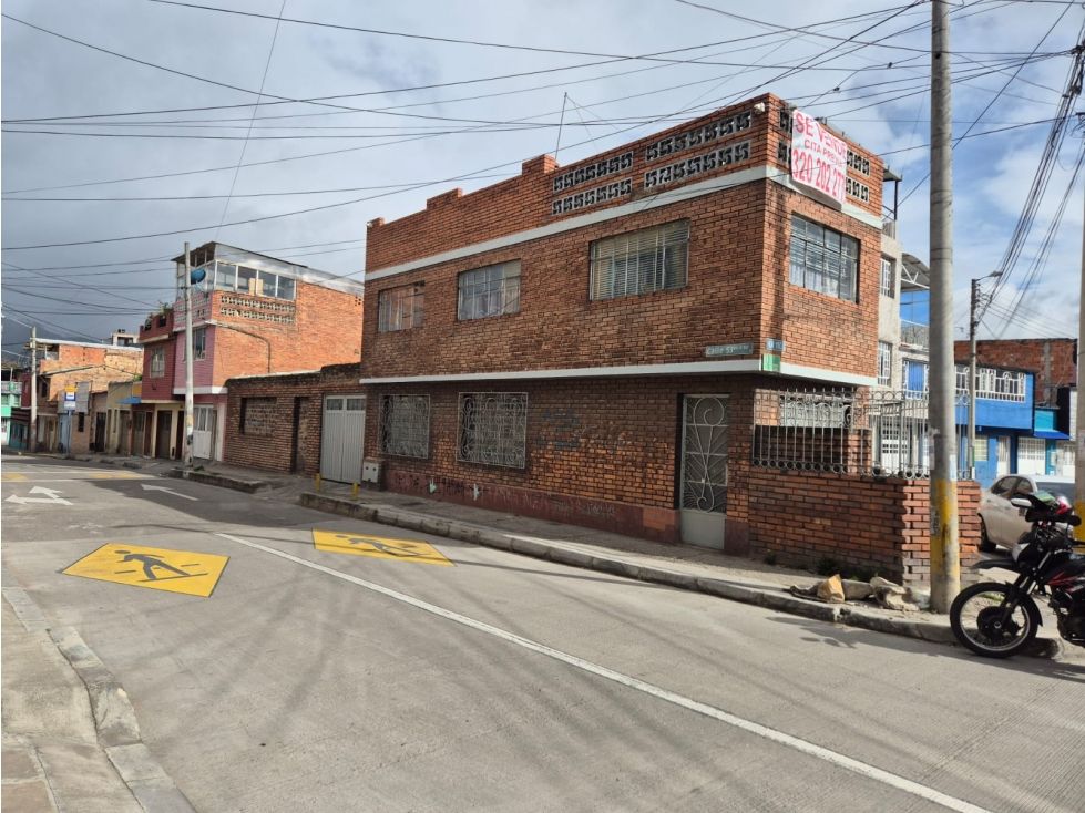 Casa en venta Cundinamarca Bogotá Abraham Lincoln 286 m2 Habitaciones 6 Baños 3 Garajes 2 Precio $450000000