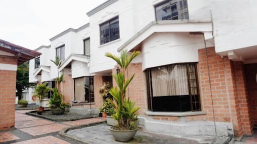 Casa en venta Risaralda Pereira Los Angeles 300 m2 Habitaciones 4 Baños 4 Garajes 2 Precio $1200000000