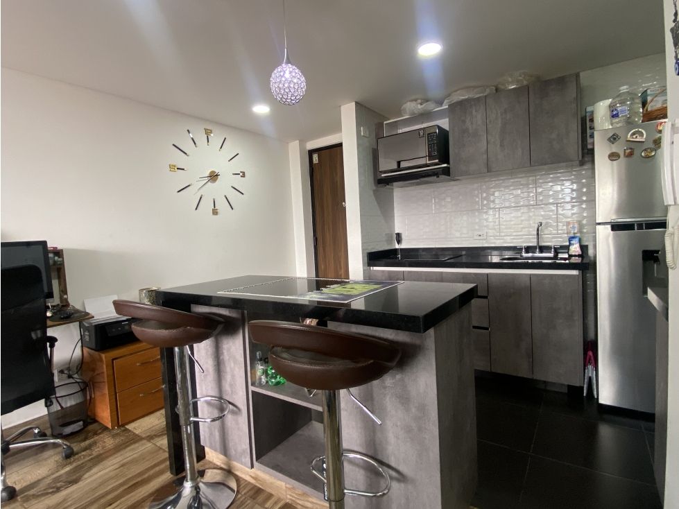 Apartaestudio en venta Cundinamarca Bogotá Santa Helenita 35 m2 Habitaciones 1 Baños 2 Garajes 1 Precio $285000000