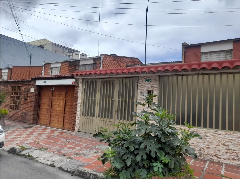 Casa en venta Cundinamarca Bogotá Mandalay Et Ii 161 m2 Habitaciones 5 Baños 3 Garajes 3 Precio $820000000