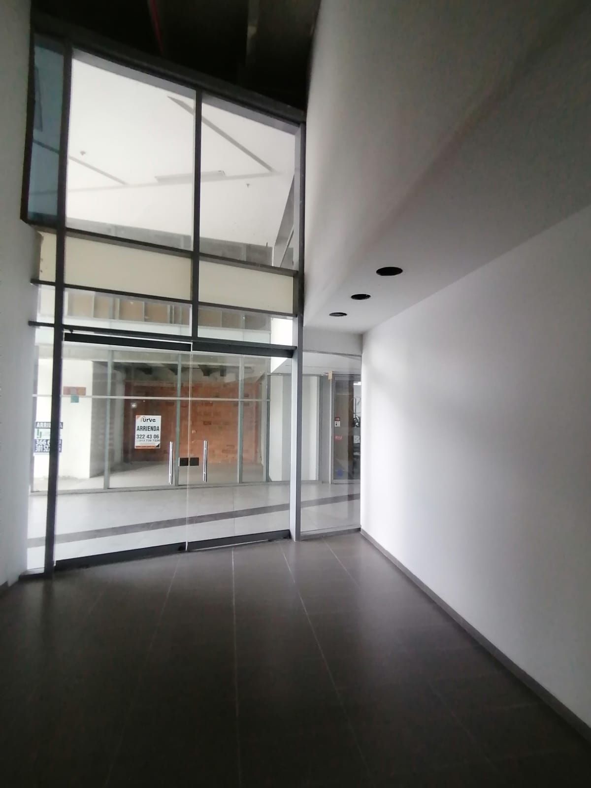 Local en arriendo Antioquia Envigado Primavera 49 m2 Habitaciones 0 Baños 1 Garajes 1 Precio $6252951