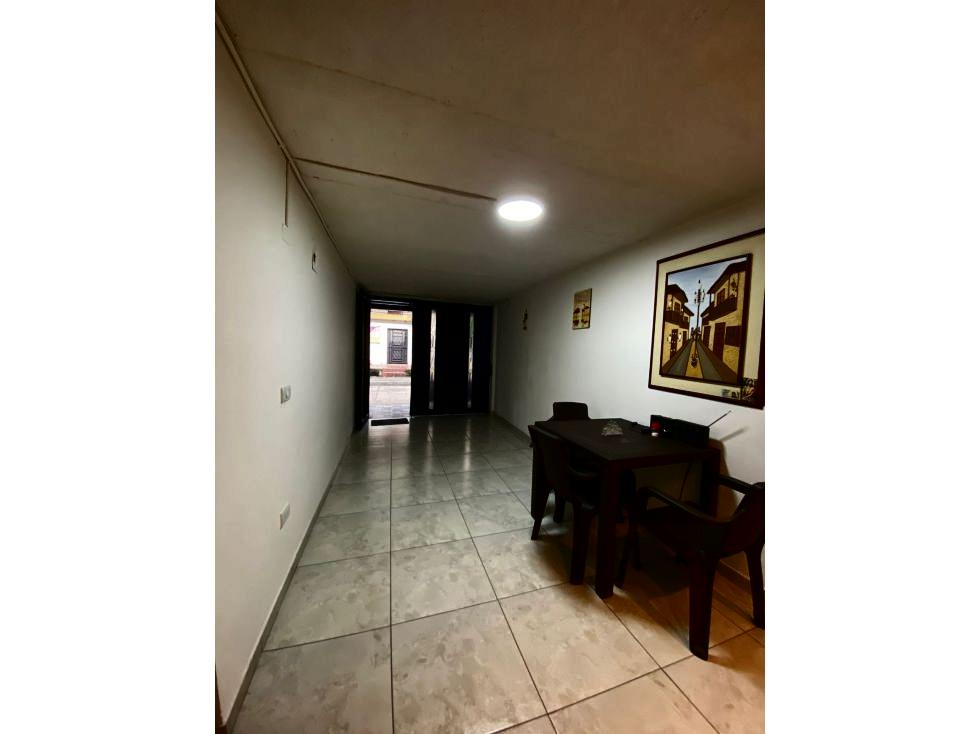 Apartamento en venta Valle Del Cauca Cali El Poblado I 80 m2 Habitaciones 3 Baños 1 Garajes 1 Precio $165000000