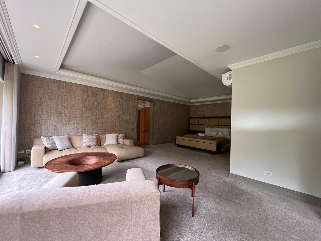 Casa en arriendo Antioquia Medellín San Lucas 890 m2 Habitaciones 5 Baños 6 Garajes 6 Precio $60000000