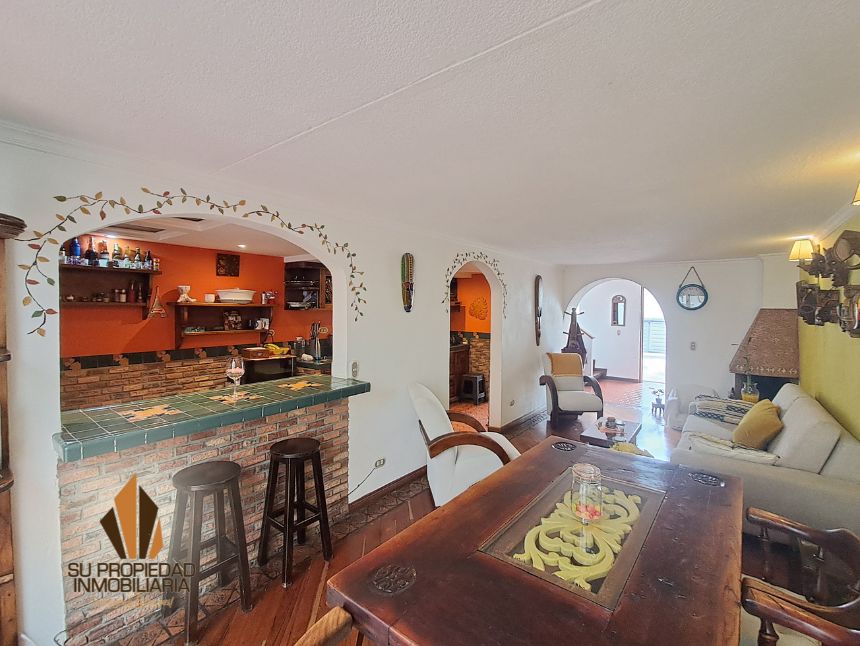 Casa en venta Cundinamarca Bogotá Cedritos 131 m2 Habitaciones 3 Baños 3 Garajes 1 Precio $700000000