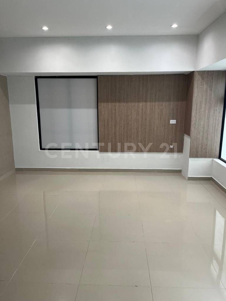 Local en arriendo Valle Del Cauca Cali Parcelaciones Pance 20 m2 Habitaciones 0 Baños 0 Garajes 10 Precio $2000000