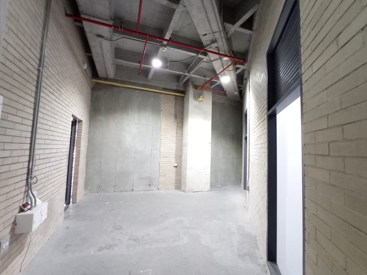 Local en arriendo Antioquia Envigado Mont Juic 25 m2 Habitaciones 0 Baños 0 Garajes 0 Precio $1800000