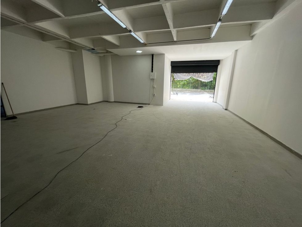 Local en arriendo Antioquia Medellín La Colina 160 m2 Habitaciones 0 Baños 1 Garajes 0 Precio $7500000