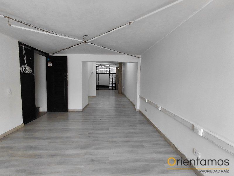Oficina en arriendo Antioquia Medellín La Florida 90 m2 Habitaciones 0 Baños 1 Garajes 0 Precio $7000000