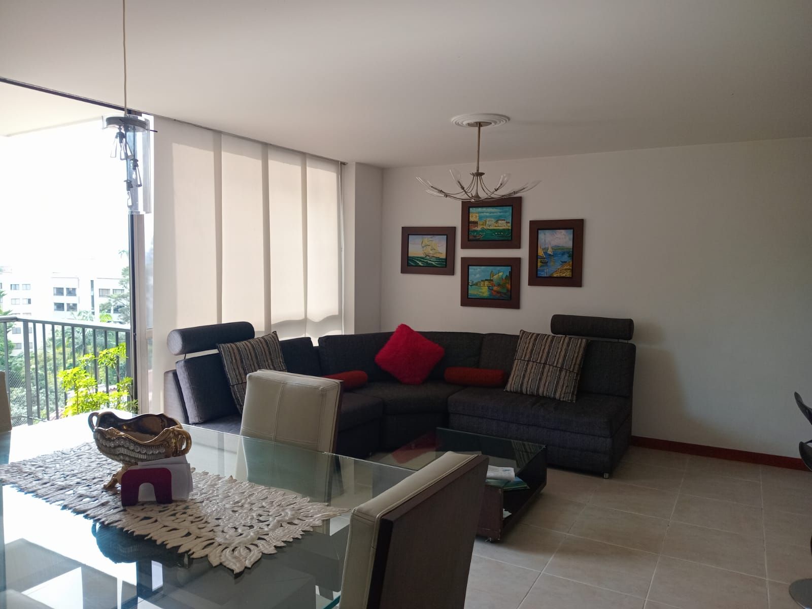 Apartamento en arriendo o venta Antioquia Envigado La Orquídea 106 m2 Habitaciones 3 Baños 2 Garajes 1 Precio venta $760000000 Precio arriendo $4300000