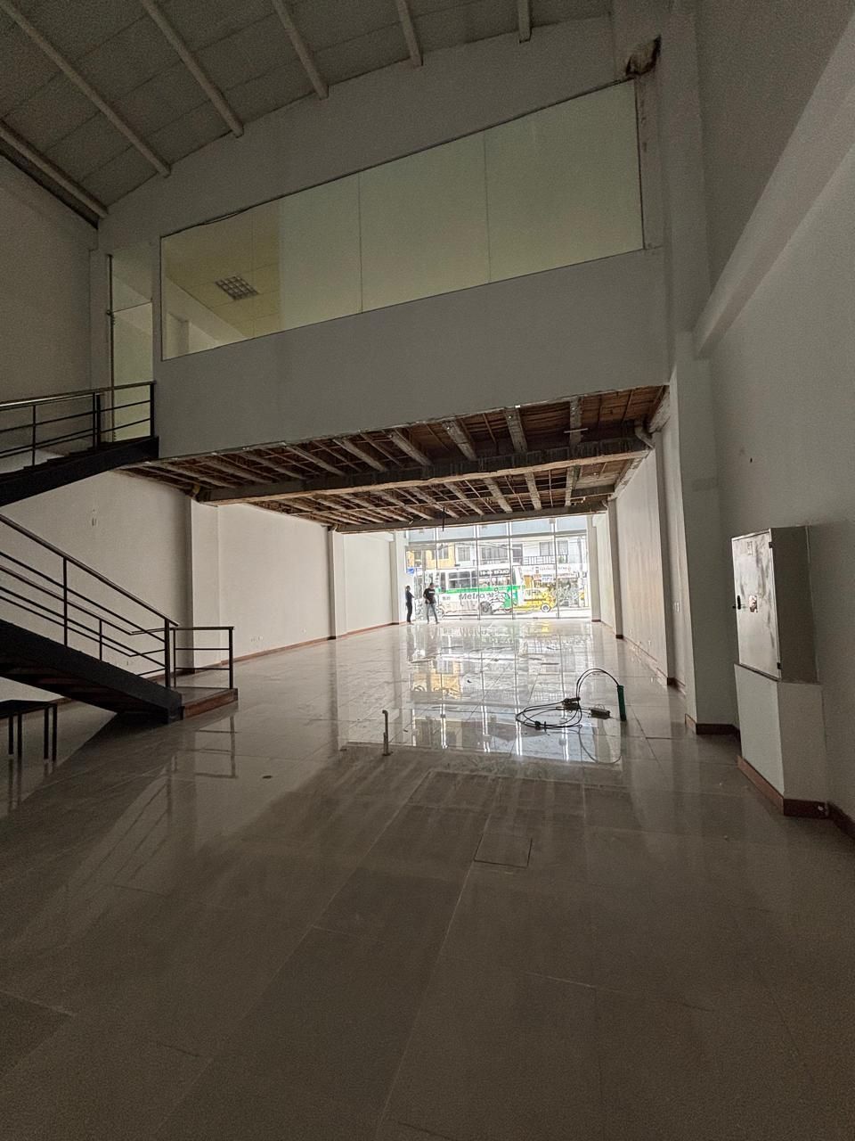 Local en arriendo Antioquia Itagüí Centro 294 m2 Habitaciones 0 Baños 4 Garajes 0 Precio $19000000