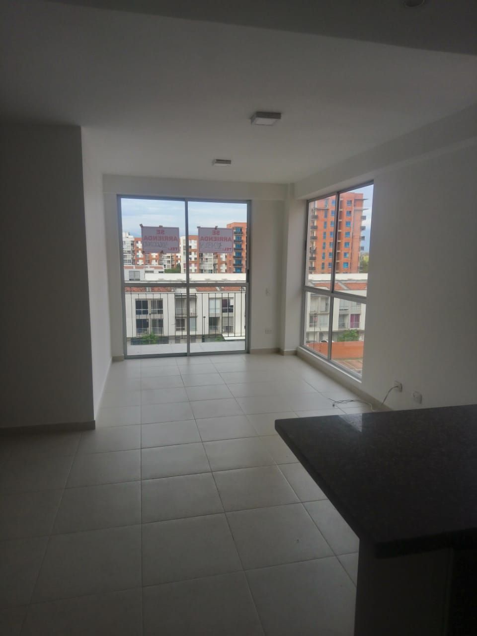 Apartamento en venta Valle Del Cauca Cali Conjunto Residencial Reserva Carmesi 60 m2 Habitaciones 3 Baños 2 Garajes 0 Precio $219000000
