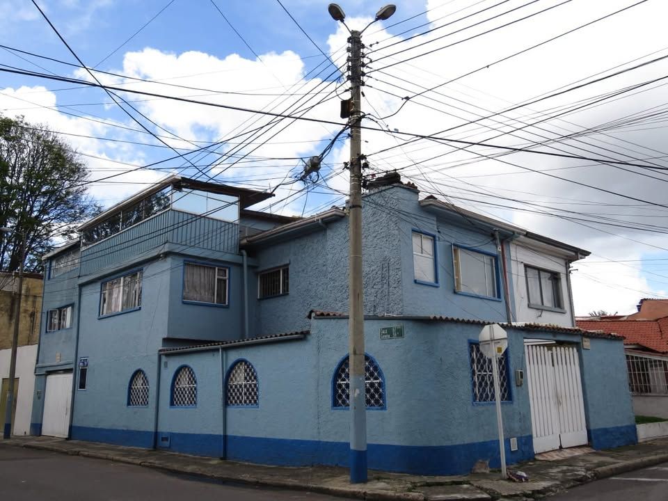 Casa en venta Cundinamarca Bogotá Popular Modelo 176 m2 Habitaciones 6 Baños 5 Garajes 1 Precio $1000000000