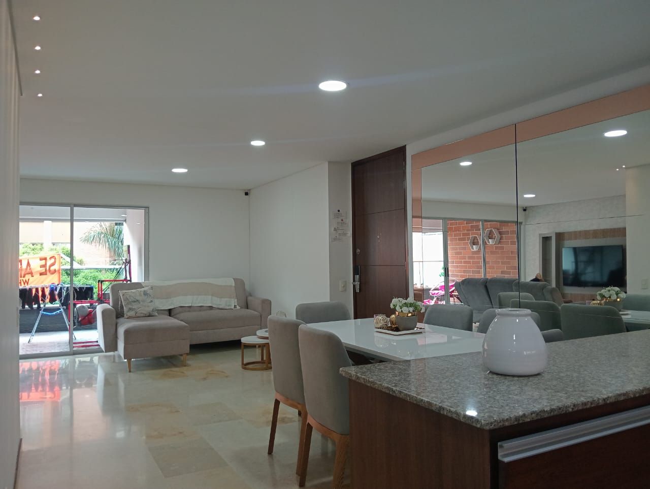 Apartamento en arriendo Antioquia Medellín Bolivariana 135 m2 Habitaciones 3 Baños 2 Garajes 2 Precio $7000000
