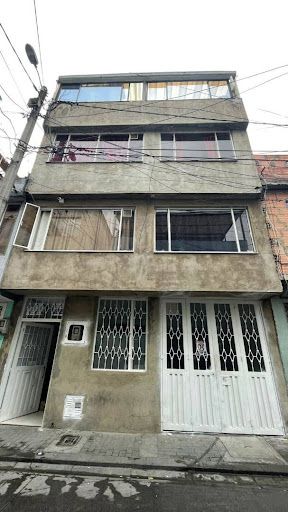 Casa en venta Cundinamarca Bogotá Mónaco 280 m2 Habitaciones 12 Baños 6 Garajes 0 Precio $680000000