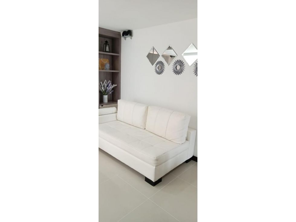 Apartaestudio en arriendo Antioquia Medellín Miravalle 47 m2 Habitaciones 1 Baños 1 Garajes 1 Precio $2700000