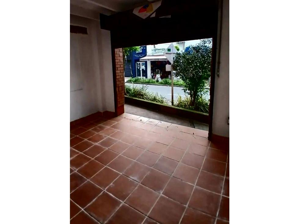 Local en arriendo Antioquia Medellín Astorga 18 m2 Habitaciones 0 Baños 1 Garajes 0 Precio $2500000
