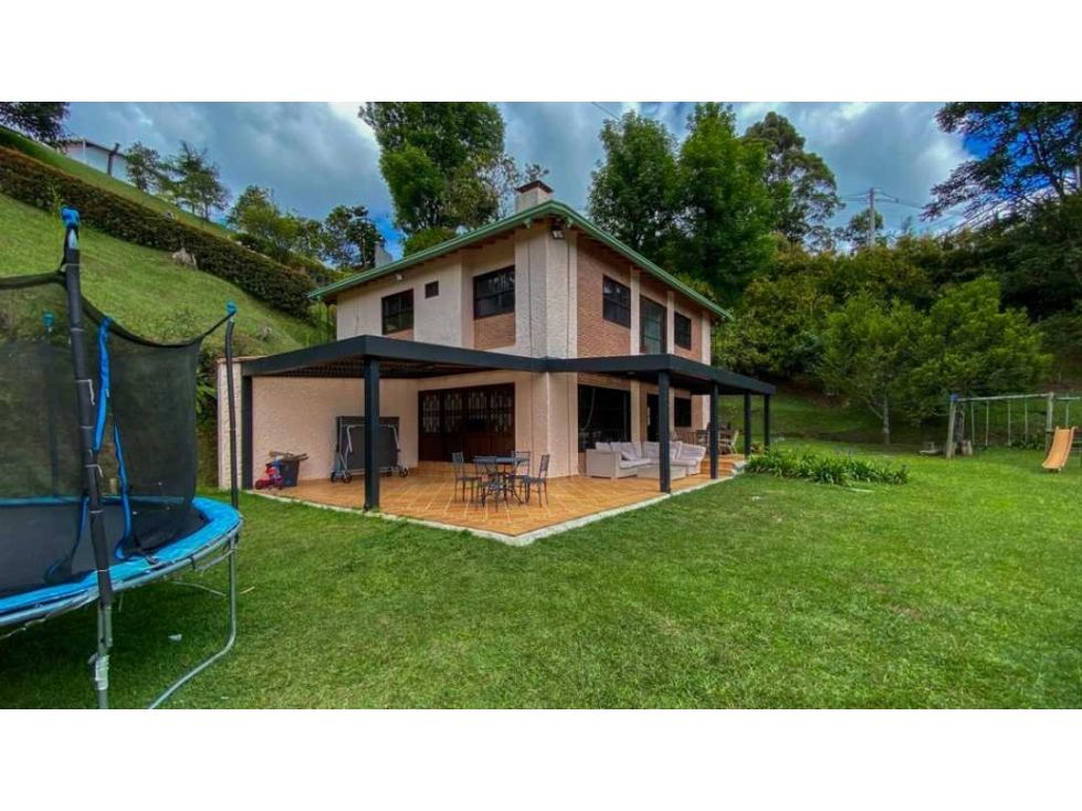 Finca en venta Antioquia Rionegro Rionegro 220 m2 Habitaciones 4 Baños 5 Garajes 2 Precio $950000000