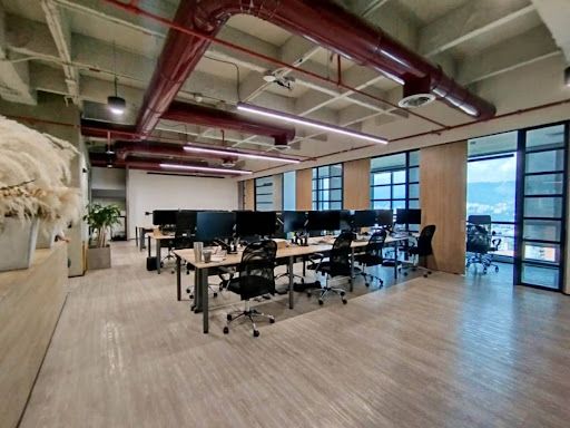 Oficina en venta Antioquia Medellín Castropol 228 m2 Habitaciones 0 Baños 2 Garajes 4 Precio $2500000000