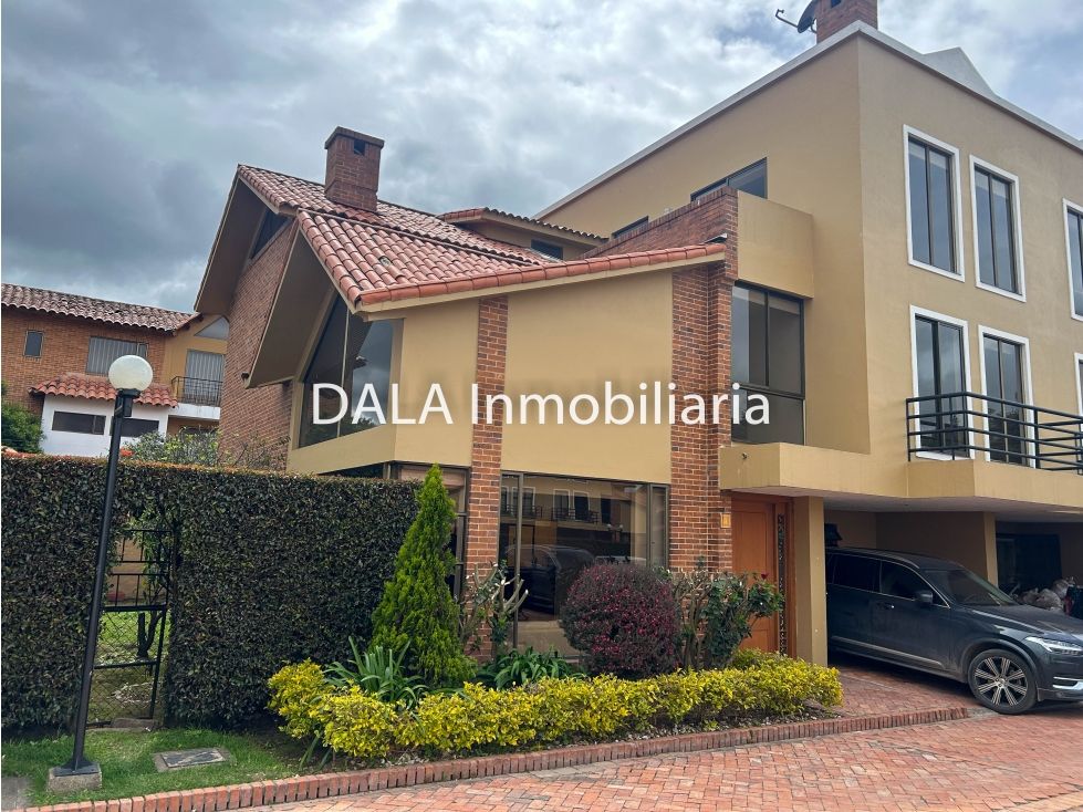Casa en venta Cundinamarca Chía Br San Nicolas 298 m2 Habitaciones 4 Baños 5 Garajes 2 Precio $999900000