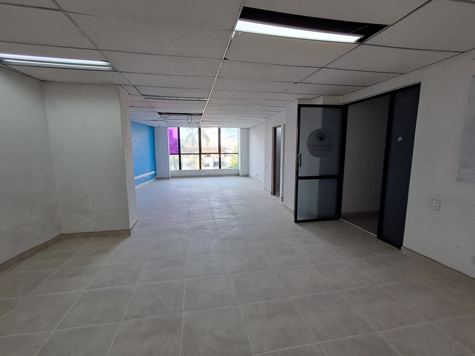 Oficina en arriendo Antioquia Medellín Lorena 63 m2 Habitaciones 0 Baños 1 Garajes 1 Precio $3150000