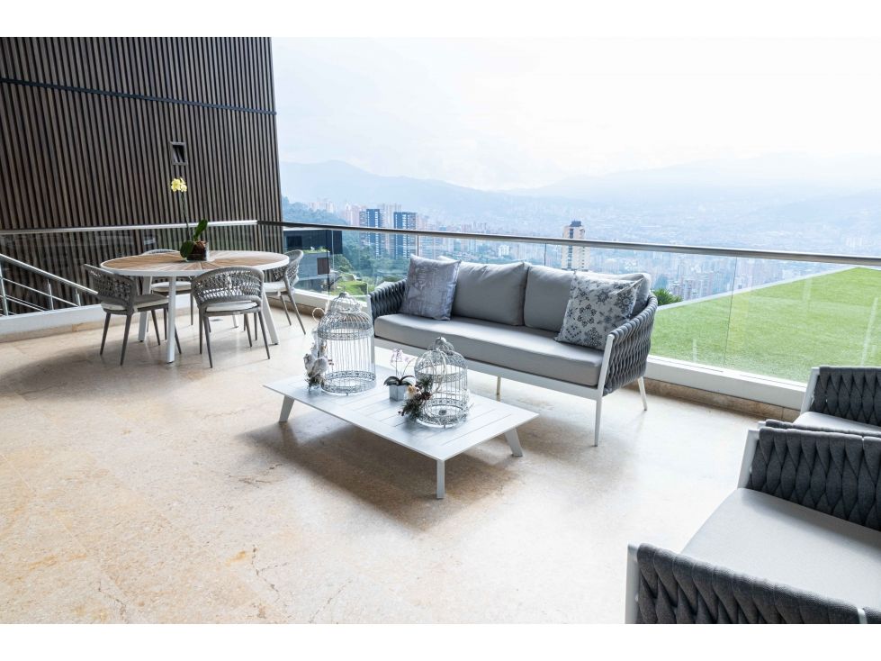 Casa en venta Antioquia Medellín Toscana 1150 m2 Habitaciones 5 Baños 10 Garajes 10 Precio $9800000000