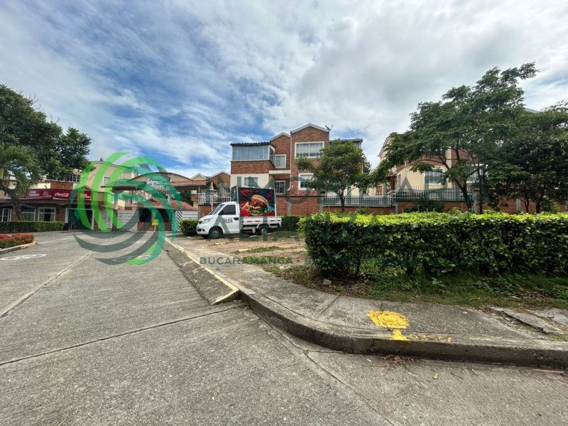 Casa en venta Santander Floridablanca Ub Prados De Cañaveral 196 m2 Habitaciones 5 Baños 3 Garajes 2 Precio $940000000