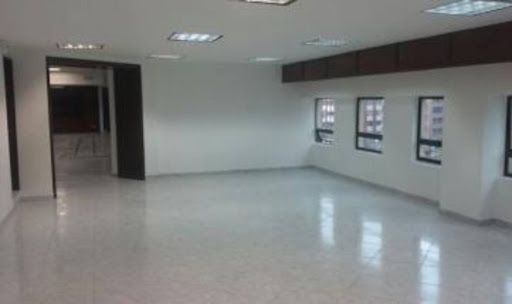 Oficina en arriendo Cundinamarca Bogotá Samper 1200 m2 Habitaciones 0 Baños 2 Garajes 13 Precio $33133579