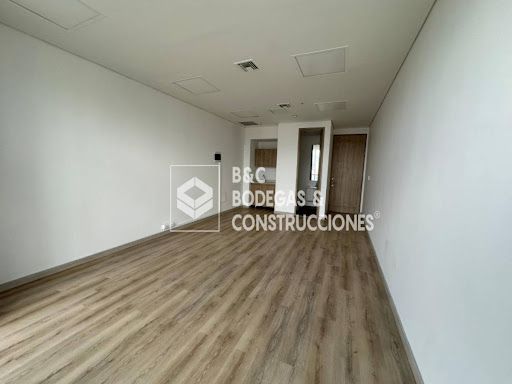 Oficina en arriendo Antioquia Medellín El Diamante No2 32 m2 Habitaciones 0 Baños 1 Garajes 1 Precio $3611686