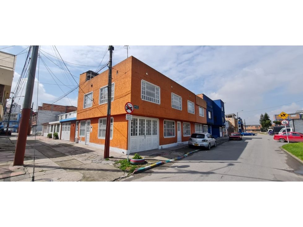 Casa en venta Cundinamarca Bogotá Pastrana 295 m2 Habitaciones 7 Baños 5 Garajes 2 Precio $900000000