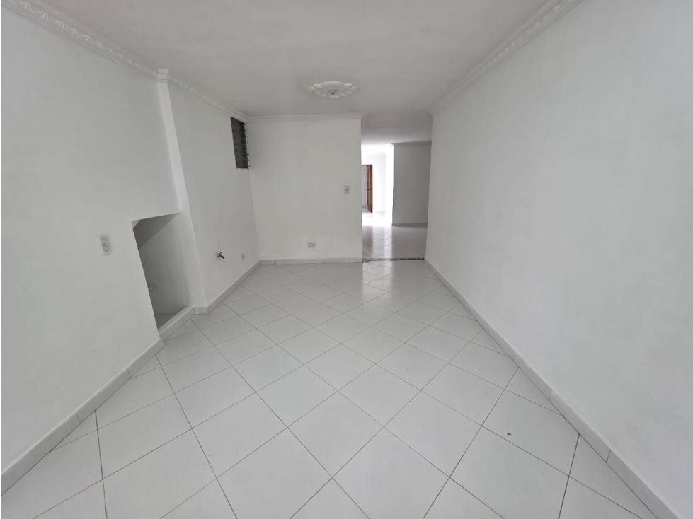 Casa en arriendo Antioquia Medellín Rosales 150 m2 Habitaciones 4 Baños 3 Garajes 1 Precio $3300000