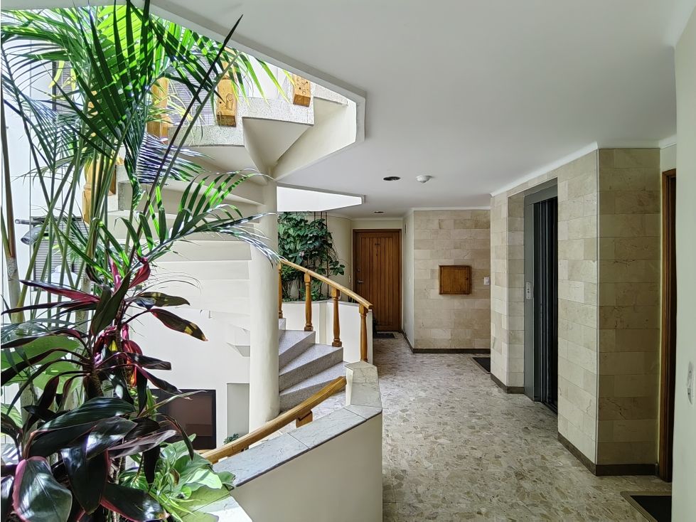 Apartamento en venta Cundinamarca Bogotá Santa Barbara Central 101 m2 Habitaciones 3 Baños 3 Garajes 2 Precio $615000000