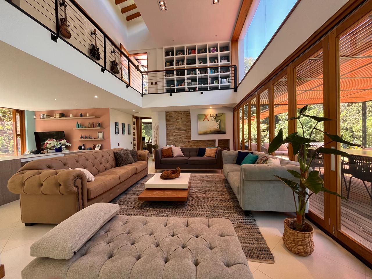 Casa en venta Antioquia Envigado El Chocho 3785 m2 Habitaciones 5 Baños 5 Garajes 6 Precio $6000000000