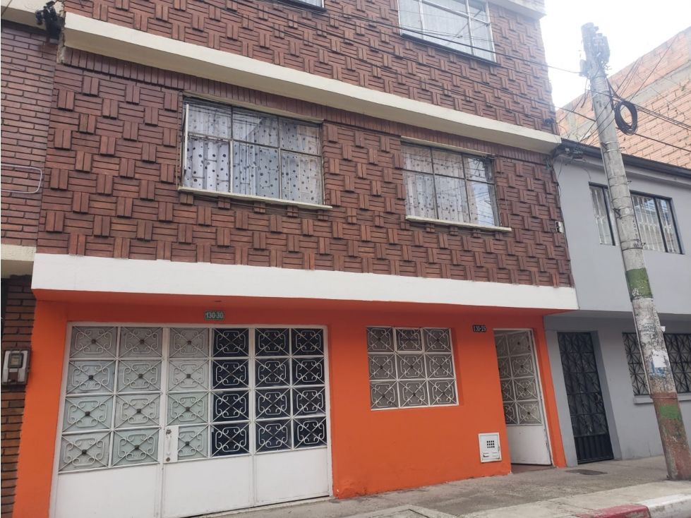 Casa en venta Cundinamarca Bogotá Ciudad Jardín Norte 390 m2 Habitaciones 9 Baños 5 Garajes 1 Precio $1000000000