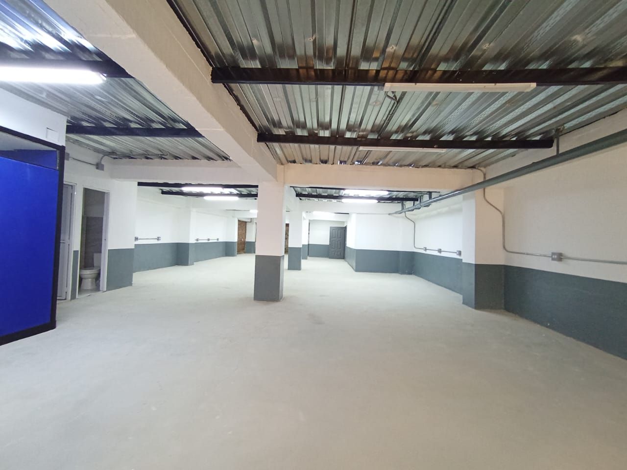 Bodega en arriendo Antioquia Medellín Prado 240 m2 Habitaciones 0 Baños 3 Garajes 0 Precio $8500000