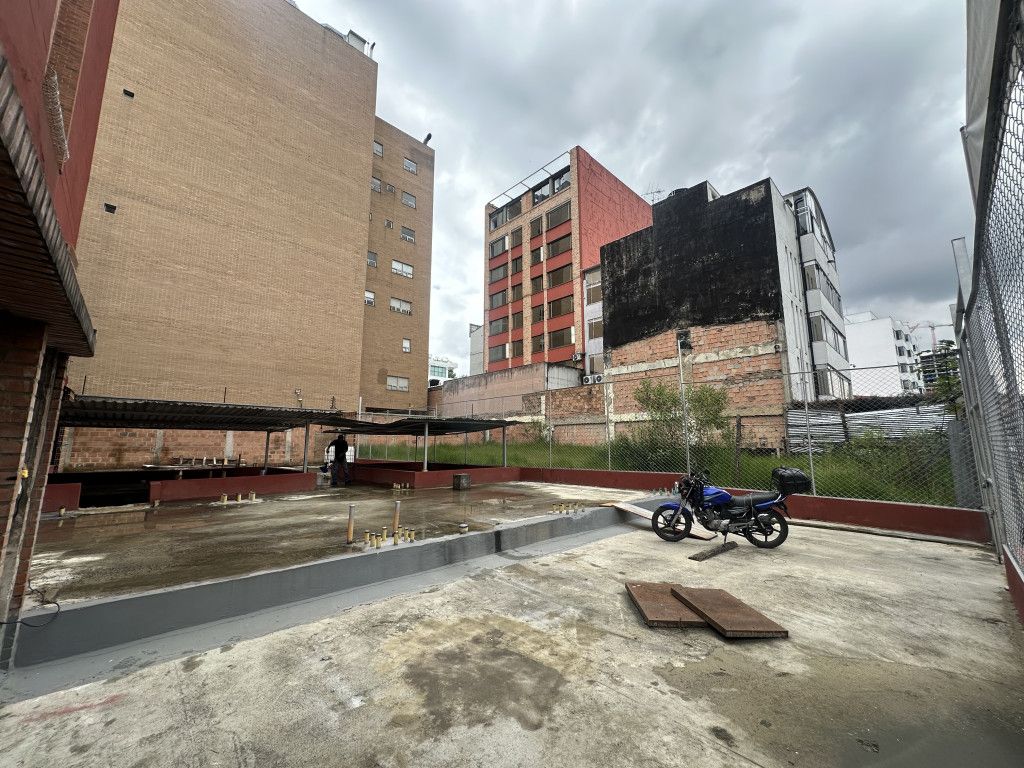 Lote en venta Cundinamarca Bogotá Antiguo Country 0 m2 Habitaciones 0 Baños 0 Garajes 0 Precio $4400000000