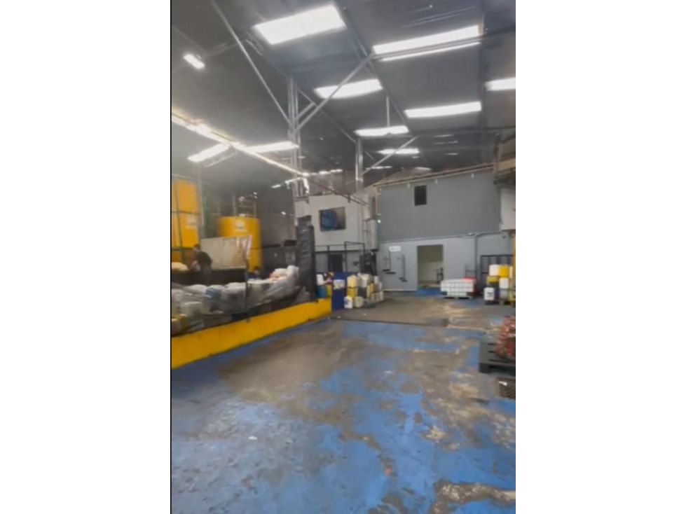 Bodega en venta Cundinamarca Bogotá Zona Industrial 750 m2 Habitaciones 0 Baños 10 Garajes 0 Precio $3000000000