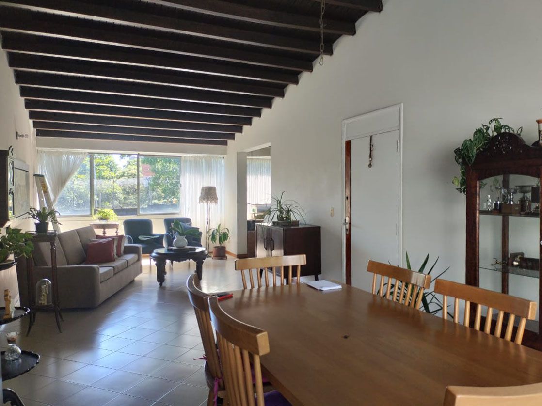 Apartamento en venta Antioquia Medellín La Aguacatala 147 m2 Habitaciones 3 Baños 2 Garajes 1 Precio $640000000