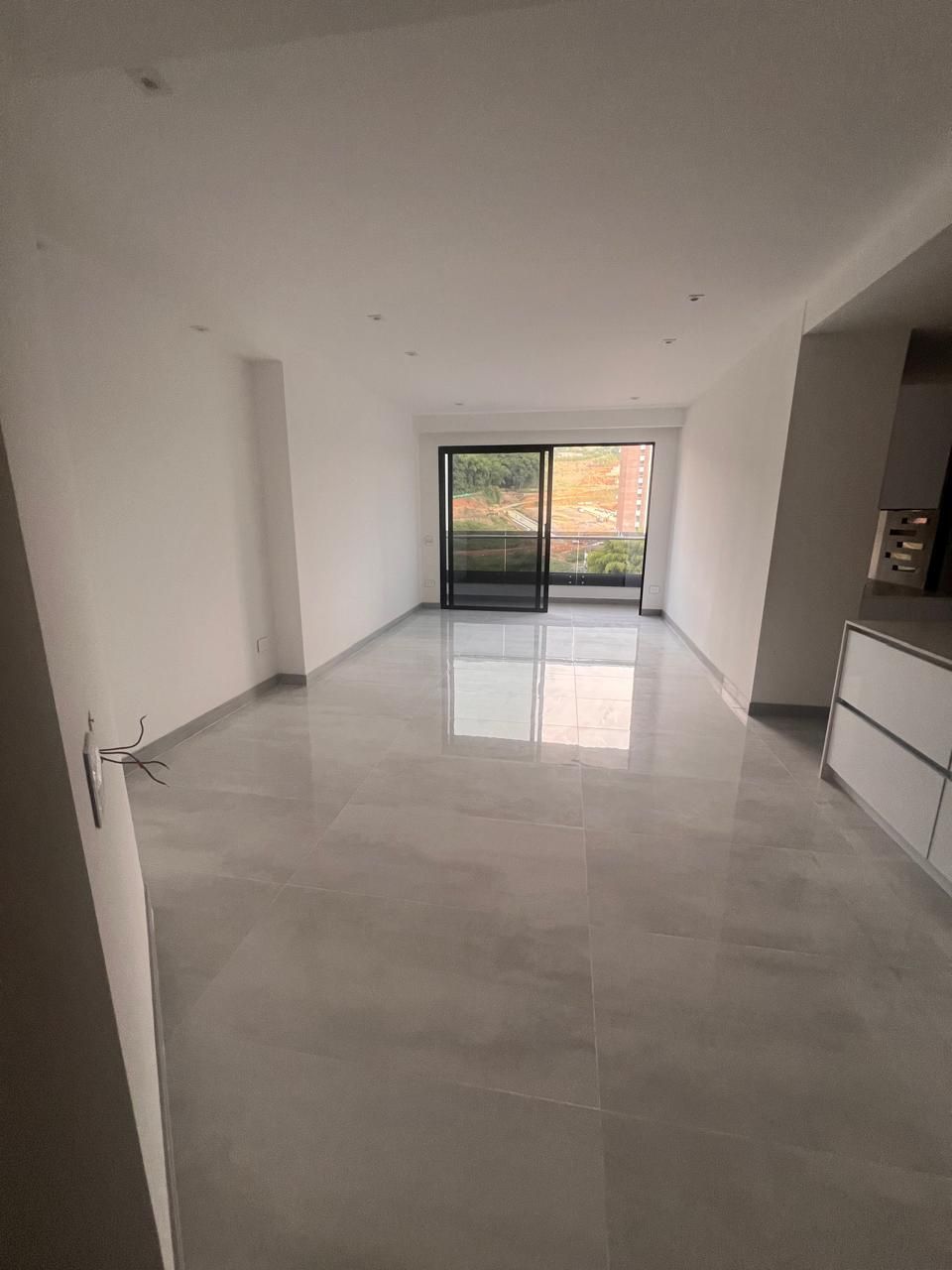 Apartamento en arriendo Risaralda Pereira Pinares Alto 146 m2 Habitaciones 3 Baños 4 Garajes 2 Precio $7200000