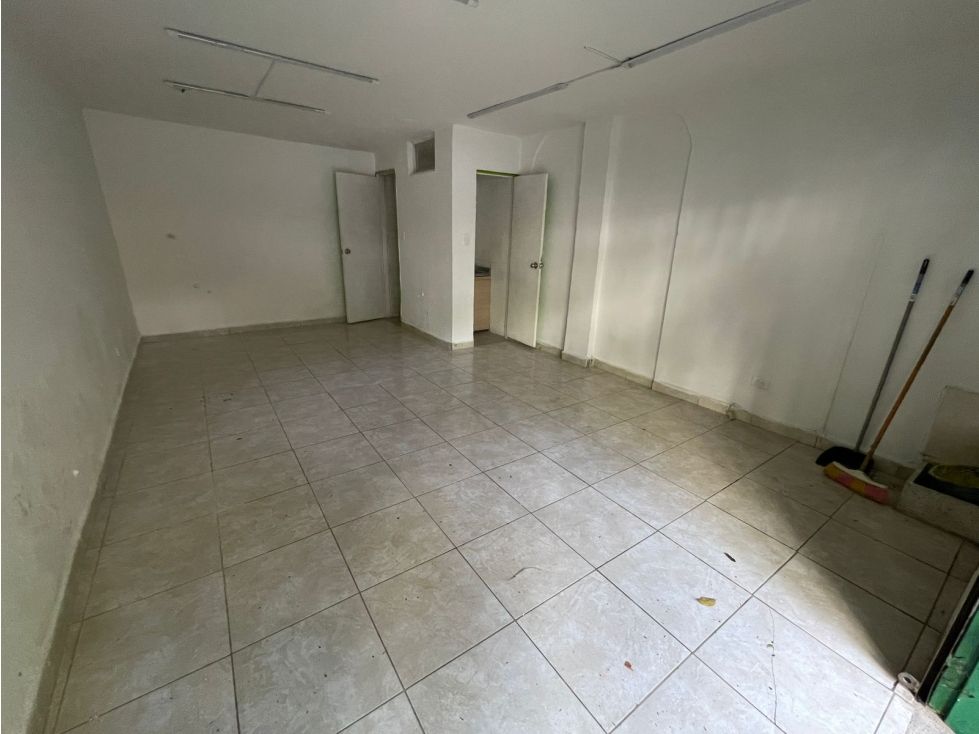 Local en arriendo Antioquia Medellín Villanueva 40 m2 Habitaciones 0 Baños 1 Garajes 0 Precio $1300000