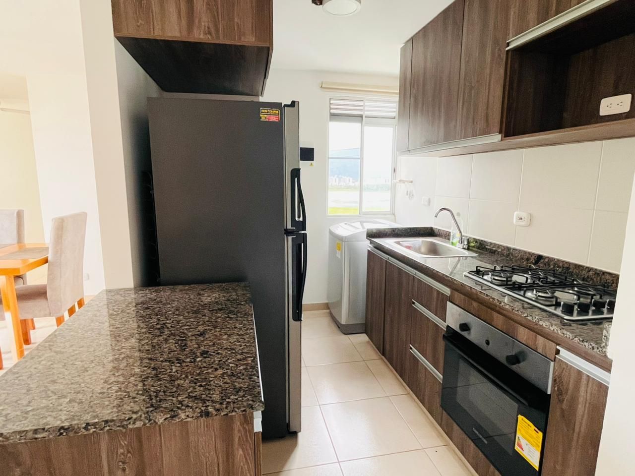 Apartamento en venta Valle Del Cauca Jamundí Cr Los Naranjos 63 m2 Habitaciones 3 Baños 2 Garajes 1 Precio $215000000