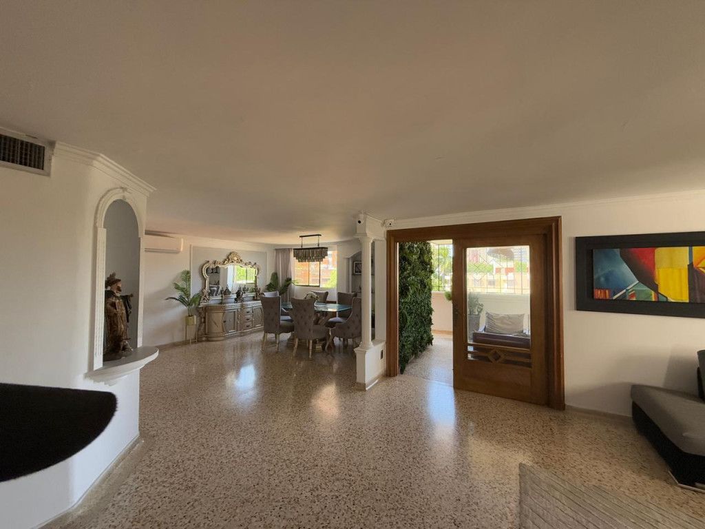 Apartamento en venta Atlántico Barranquilla Villa Country 300 m2 Habitaciones 4 Baños 5 Garajes 2 Precio $1350000000