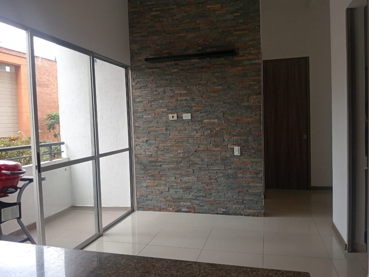 Apartamento en arriendo Antioquia Medellín San German 55 m2 Habitaciones 2 Baños 2 Garajes 1 Precio $2700000