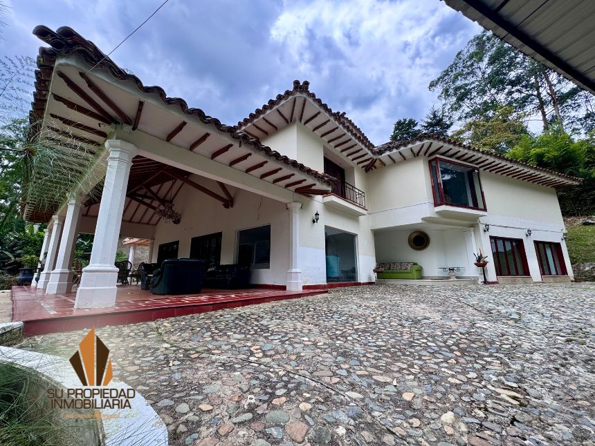Casa Campestre en venta Antioquia Medellín Los Balsos No1 900 m2 Habitaciones 7 Baños 9 Garajes 10 Precio $4500000000