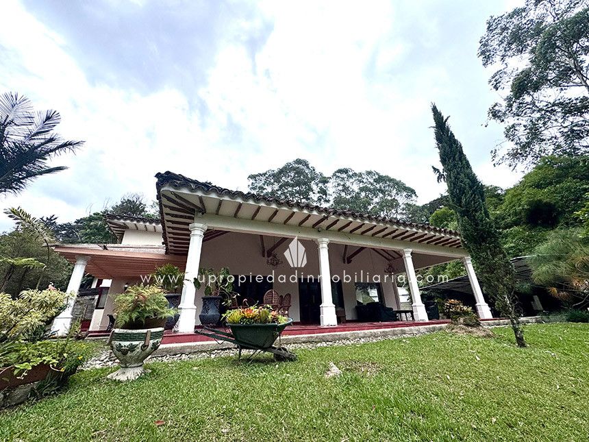 Casa Campestre en venta Antioquia Medellín Los Balsos No1 900 m2 Habitaciones 7 Baños 9 Garajes 10 Precio $4500000000