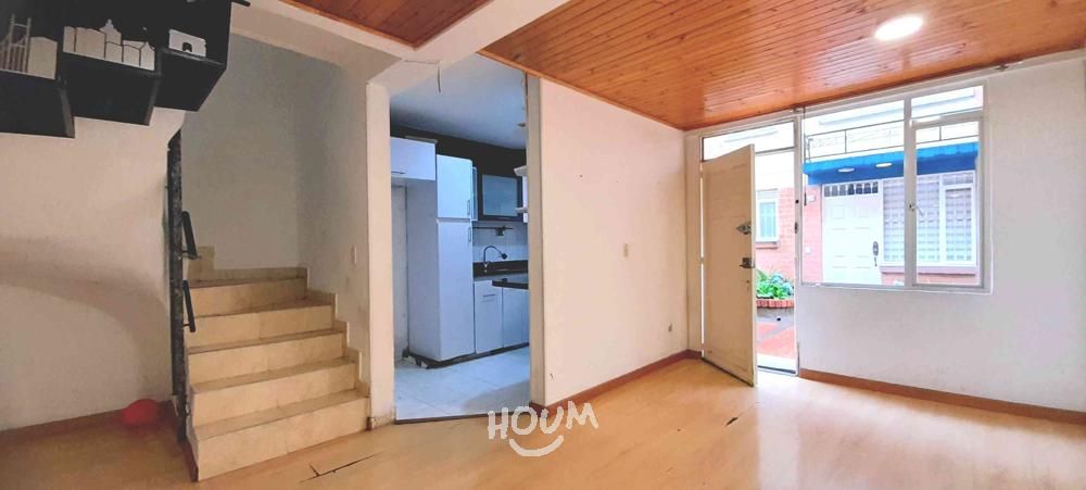 Casa en arriendo Cundinamarca Bogotá Club Los Lagartos 100 m2 Habitaciones 3 Baños 2 Garajes 1 Precio $1978885