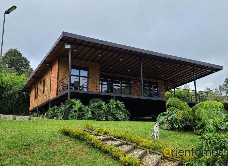 Finca en arriendo Antioquia El Santuario El Santuario 1500 m2 Habitaciones 3 Baños 3 Garajes 1 Precio $8500000