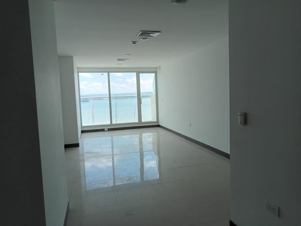 Oficina en arriendo Bolívar Cartagena Boca Grande 39 m2 Habitaciones 0 Baños 1 Garajes 1 Precio $3281000