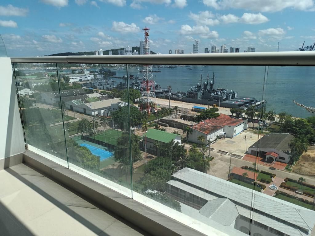 Oficina en arriendo Bolívar Cartagena Boca Grande 39 m2 Habitaciones 0 Baños 1 Garajes 1 Precio $3281000