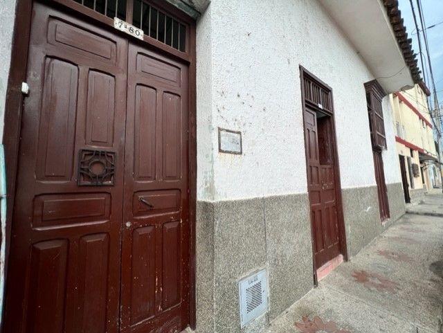Casa en venta Valle Del Cauca Bugalagrande Bugalagrande 350 m2 Habitaciones 6 Baños 3 Garajes 0 Precio $650000000