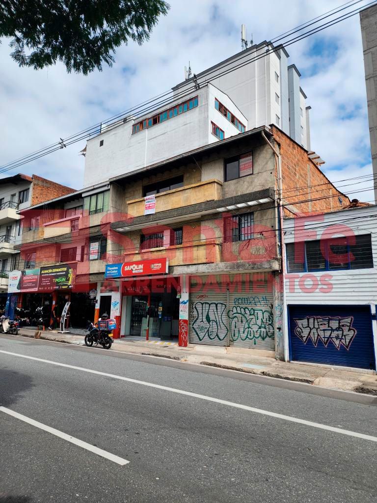 Casa en arriendo Antioquia Medellín Florida Nueva 170 m2 Habitaciones 6 Baños 3 Garajes 0 Precio $3000000